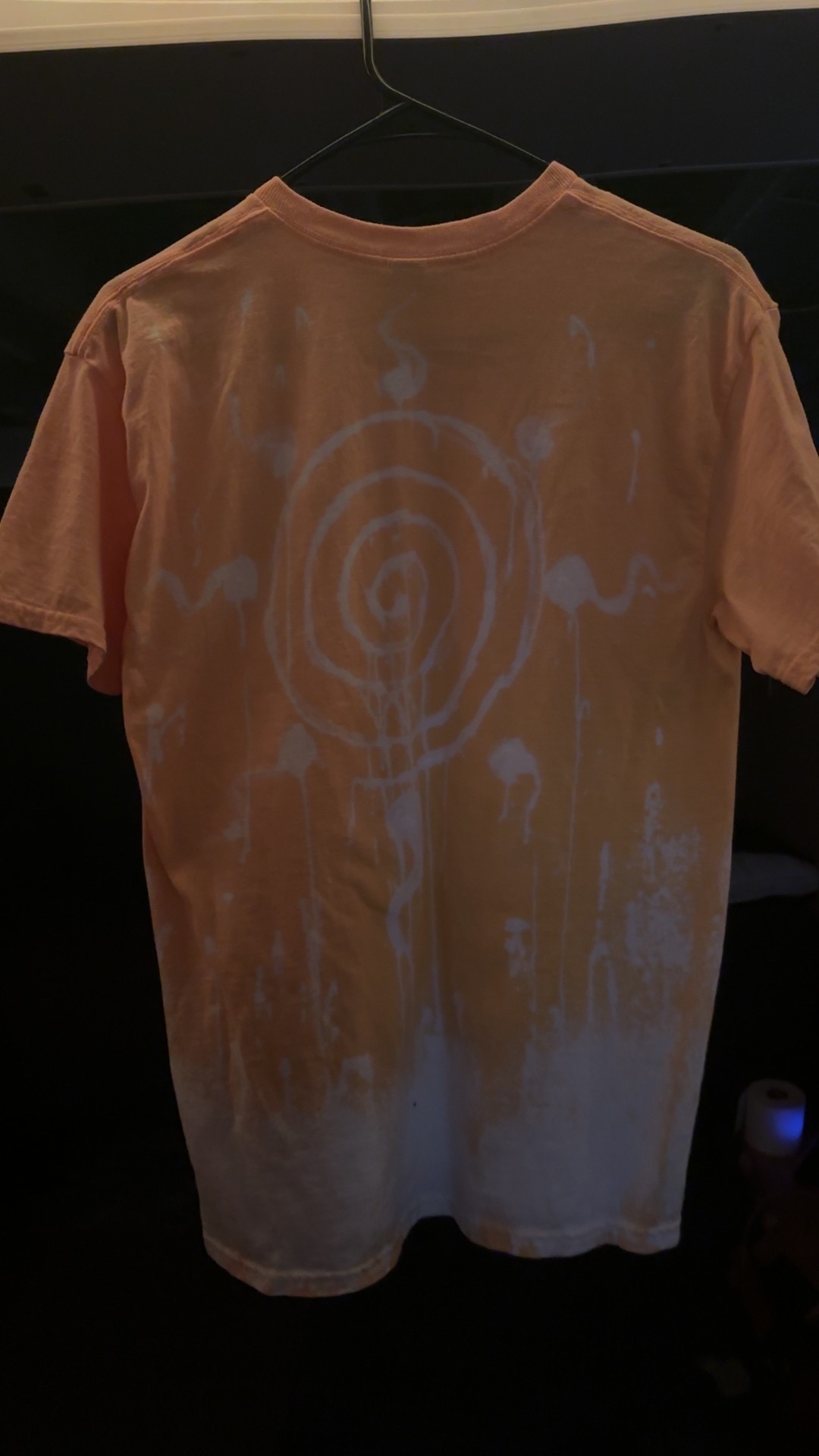 MEDIUM, yellow, bleached shirt